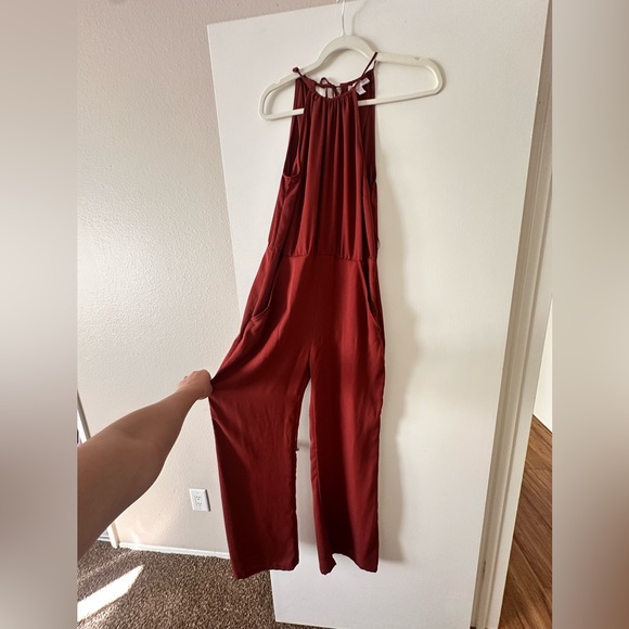 Chelsea28 Rust Halter Wide-Leg Jumpsuit - Picture 3 of 4